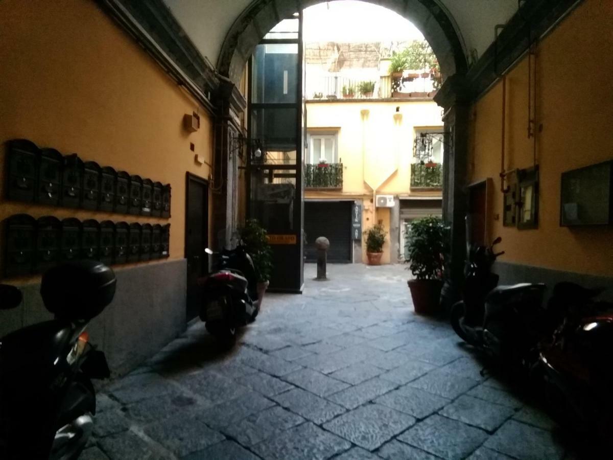 Casa Velata A Spaccanapoli Eksteriør bilde